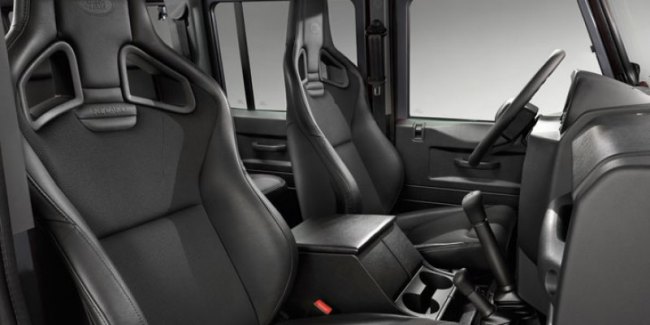 В салоне появились сиденья Recaro (уже не впервые для этой модели), выполненные из кожи,…