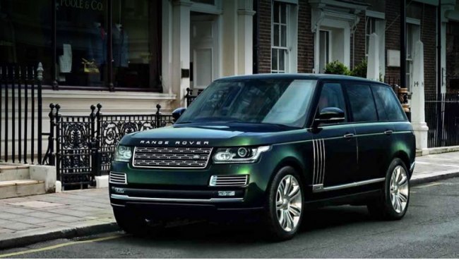 У себя на родине внедорожник Range Rover Holland & Holland обойдётся минимум в 180 тысяч фунтов…