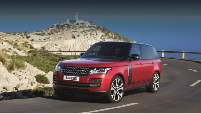 Помимо шильдика SVAutobiography, машина выделяется акцентами цвета «атласный графит» (в бамперах,…