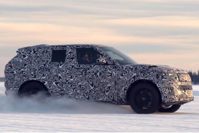 Range Rover Sport SV: раскрыта дата дебюта конкурента BMW X5 M