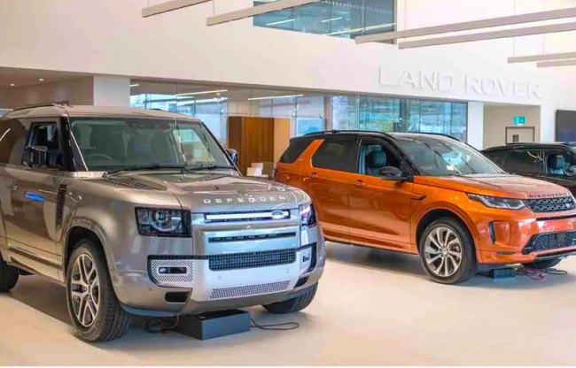 У Land Rover большие проблемы с поставщиками: дилерам приходится ремонтировать машины…