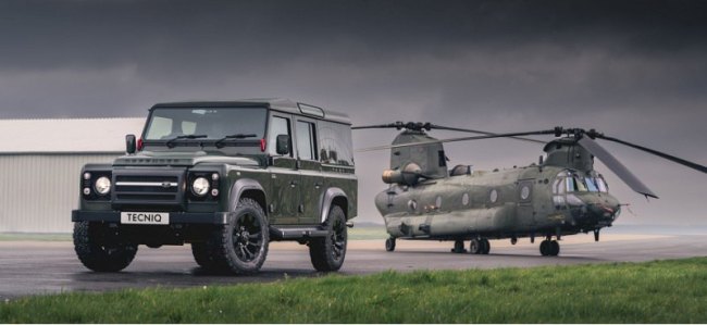 Компания TECNIQ выпустила особый рестомод Defender Land Rover 'Q40', вдохновленный вертолетом…