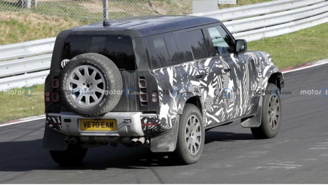 Спустя несколько недель после презентации Land Rover Defender V8 в 2021 году руководитель…