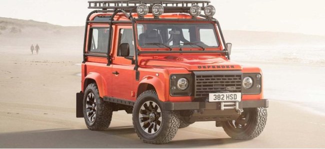 Land Rover решил представить оригинальную версию внедорожника Defender