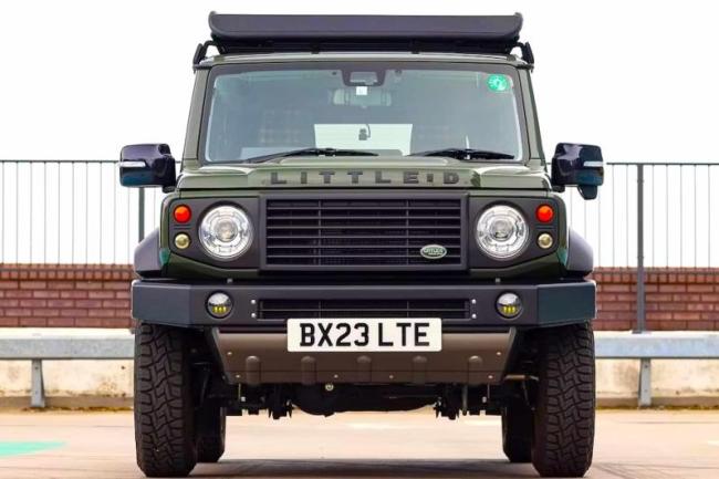 Suzuki Jimny косплеит Land Rover Defender, но стоит гараздо дешевле