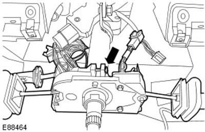 Разхлабете, но не премахвайте винта на скобата на многофункционалния превключвател.