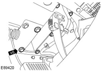 1. Поставете отново елементите в обратен ред. Стегнете (момент на затягане 25 Nm).