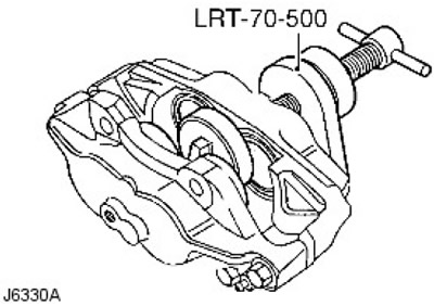 15. С помощта на специалния инструмент LRT-70-500 затегнете буталата във вътрешната половина на…