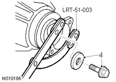 4. Като използвате инструмент LRT-51-003, за да задържите фланеца на крайното задвижващо зъбно…