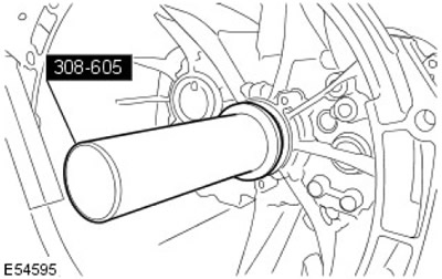 1. С помощта на специалните инструменти монтирайте ново уплътнение на входящия вал.