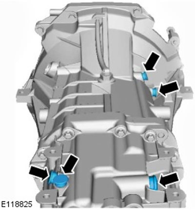 С помощта на специални инструменти отстранете фиксатора на пръта на вилката за превключване.