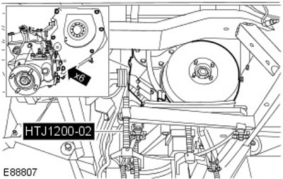 Развийте 2-те гайки.