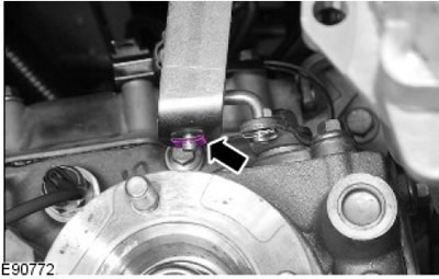 8. Инсталирайте нова скоба в долния край на люлеещото се рамо.