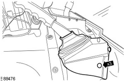 24. Прикрепете предпазния капак към лоста; ръчна спирачка. Монтирайте 3 скоби.