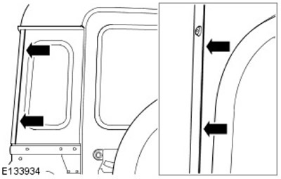 Y1: ГОРНИ ЪГЛИ НА ЗАДНИ СТРАНИЧНИ ПАНЕЛИ