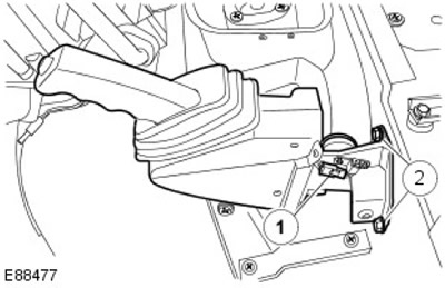 2. Отстранете два болта.