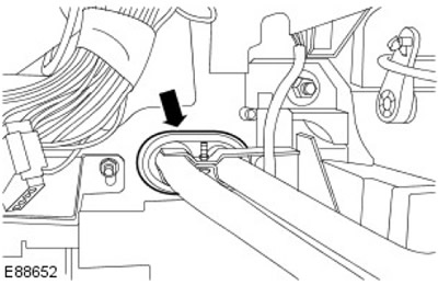 15. Отстранете втулката от преградата.