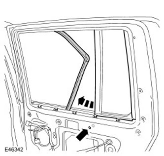 Как заменить стекло задней двери Mirrors and glasses: Fixed section tailgate window (Discovery 3, 2004-2009) - LR