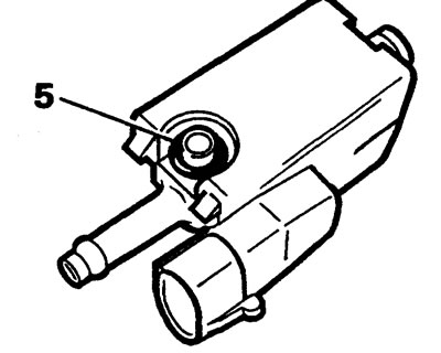 5. Discard the sealing ring.