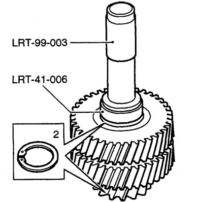 3. Монтирайте дорника LRT-41-003 в издърпвача.