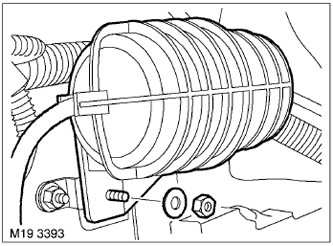 4. Развийте гайката, закрепваща вакуумния приемник и преместете приемника настрани.