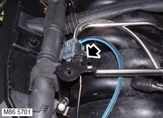 20. Изключете електрическия съединител от соленоидния клапан SAI (системи за доизгаряне).