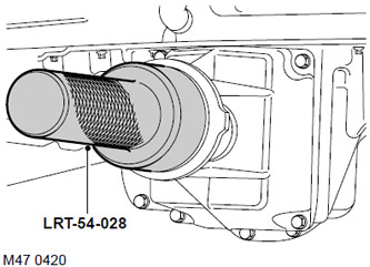 2. С помощта на инструмент LRT-54-029 поставете ново уплътнение.