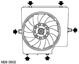 16. Свалете капака на вентилатора от радиатора.
