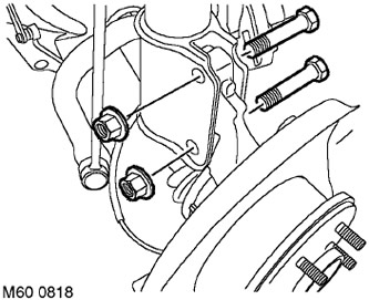 21. Развийте 2-те гайки от болтовете, закрепващи главината към амортисьора.