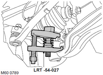 6. С помощта на инструмент LRT-54-027 освободете сферичния шарнир на долното рамо и разкачете…