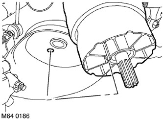 3. Заедно с партньор монтирайте въздушния елемент на долното рамо, като завъртите въздушния елемент…