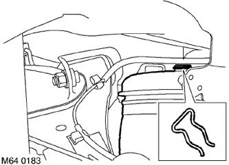11. Отстранете скобата от горната опора на въздушния елемент.