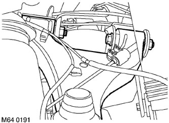 18. Отстранете 2-та болта, закрепващи горната част на рамото.