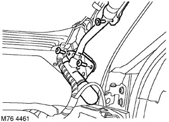 12. Отстранете 2-та винта Torx, закрепващи модула на въздушната възглавница тип завеса към колона…