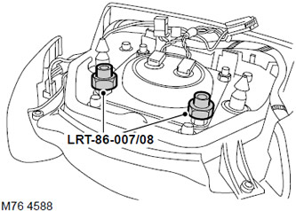6. Инсталирайте и закрепете 2 приспособления LRT-86-007/08 към долните фиксиращи щифтове на…
