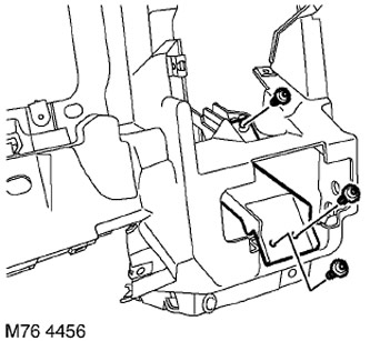 24. Отстранете 3-те винта Torx, закрепващи държача за бутилка, и отстранете държача.