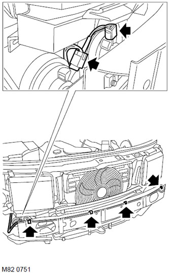 49. Освободете 4-те гъвкави скоби, закрепващи маркуча на шайбата към гредата на бронята и…