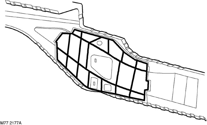 Нанасяне на уплътнител върху предните странични греди