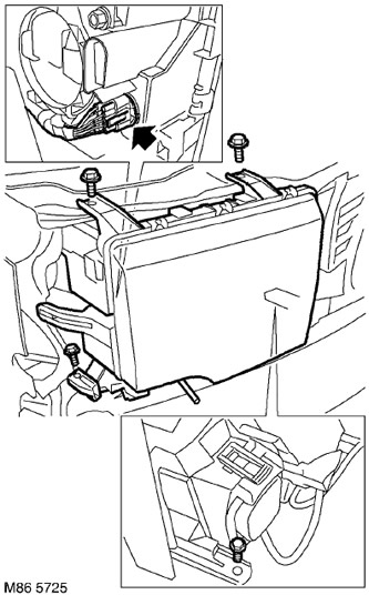 7. Отстранете 4-те монтажни болта на фаровете.